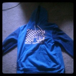 A MTV sweatshirt